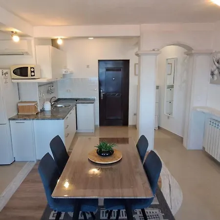 Apartment - 2 Bedroom, 2 Bathroom, Sea View Terrace, 250m From Omis